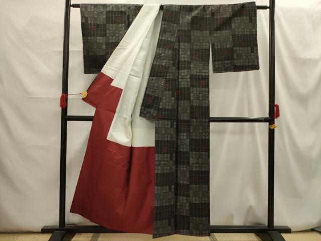 平和屋着物■本場大島紬 亀甲花文 正絹 逸品 AABH6245sx