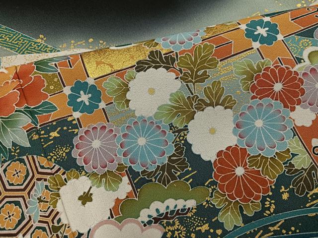 平和屋着物●豪華黒留袖 友禅 作家物 駒刺繍 吉祥草花文 暈し染め 金彩 正絹 逸品 AABH6841ph