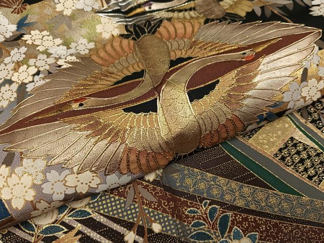 平和屋着物●女優・後藤久美子ブランド 黒留袖 駒刺繍 向かい鶴扇面草花文 金銀彩 正絹 逸品 AABH6860ph