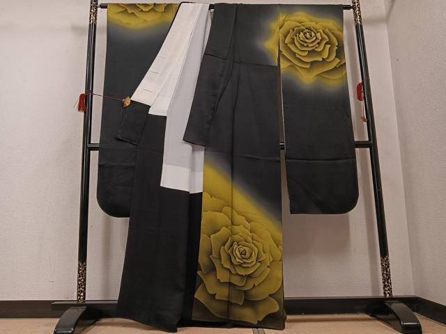 平和屋着物●豪華振袖 薔薇 暈し染め 黒地 正絹 逸品 AABH6889ph