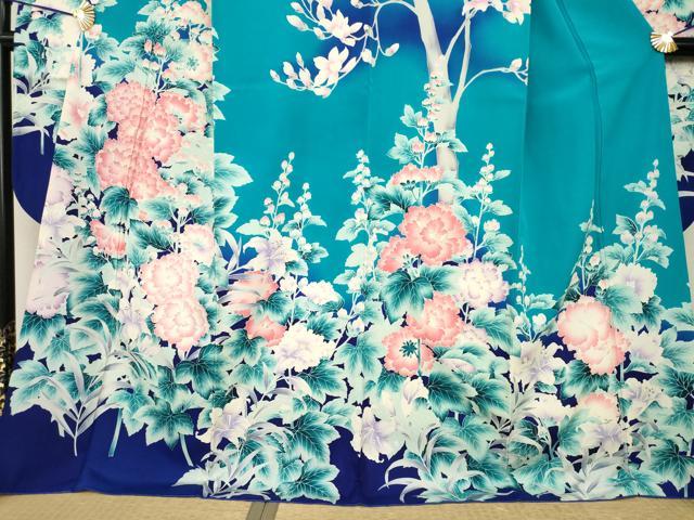 平和屋着物●豪華振袖 駒刺繍 草花文 暈し染め 銀彩 正絹 逸品 AABH7058ck
