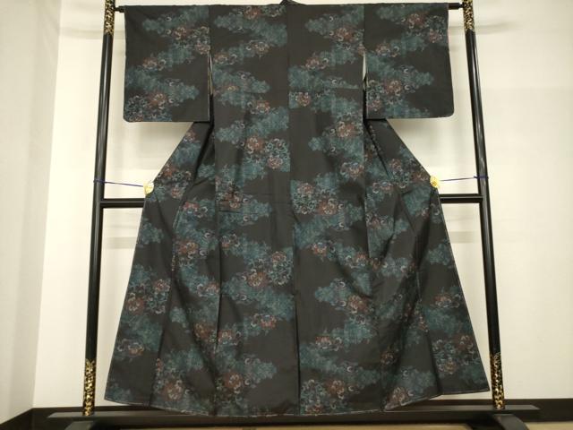 平和屋着物●本場大島紬 カタス7マルキ 霞花唐草文 正絹 逸品 AABH7069ck