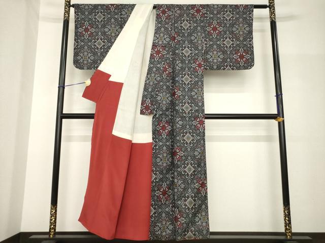 平和屋着物●本場大島紬 割り込み絣 飾花文 正絹 逸品 AABH7096ck