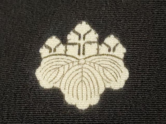 平和屋着物■豪華黒留袖 刺繍 花鳥文 暈し染め 金銀糸 金彩 正絹 逸品 AABH7383st