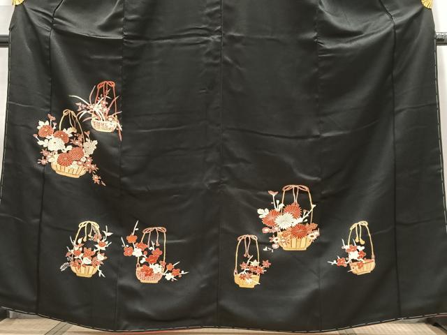 平和屋着物■訪問着 友禅 駒刺繍 花籠文 黒地 金彩 正絹 逸品 AABH7576oa