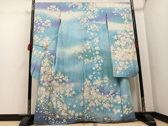 平和屋着物●豪華振袖 駒刺繍 桜 暈し染め 銀彩 金通し地 正絹 逸品 AABH8276ph
