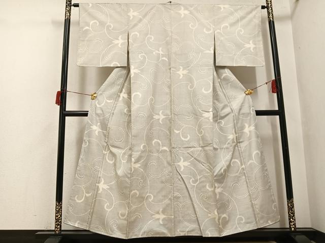 平和屋着物●本場大島紬 白大島 100亀甲 唐草文 正絹 逸品 未使用 AABH8330ph