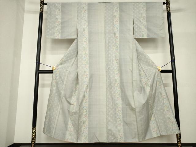 平和屋着物●本場大島紬 白大島 カタス9マルキ 舞蝶間道 正絹 逸品 AABH8466ck
