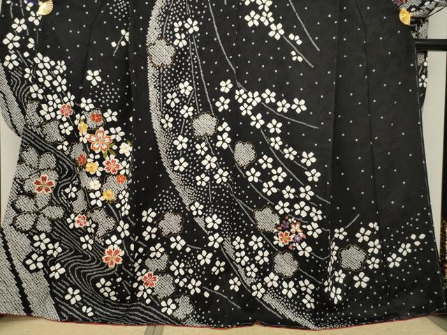 平和屋着物●豪華振袖 駒刺繍 絞り 夜桜 黒地 金彩 正絹 逸品 AABH8810ck