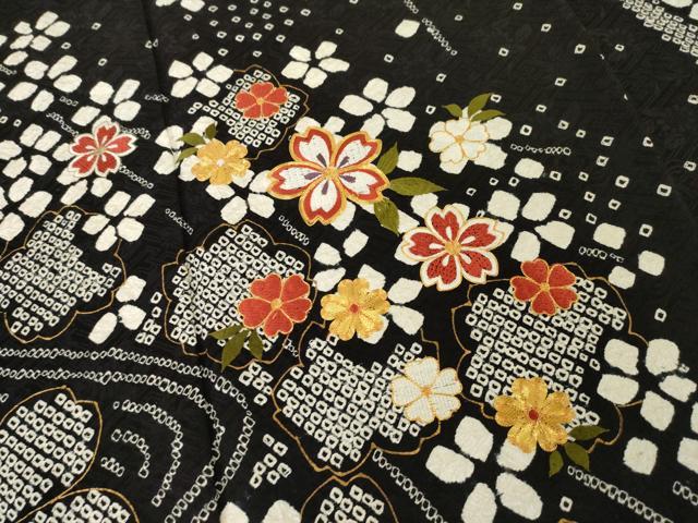 平和屋着物●豪華振袖 駒刺繍 絞り 夜桜 黒地 金彩 正絹 逸品 AABH8810ck