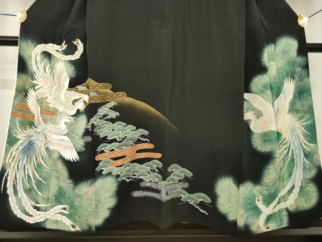 平和屋着物●豪華黒留袖 手描き 鳳凰エ霞松文 金銀彩 正絹 逸品 AABH8824ck