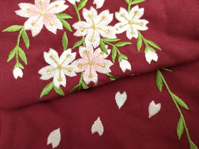 平和屋着物●女性 行灯袴 刺繍 桜 赤紅色治 金糸 洗える着物 未使用 AABH8905cs