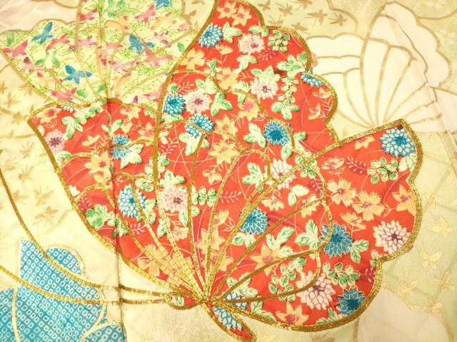 平和屋着物■豪華振袖 刺繍 雲取り舞蝶文 金彩 正絹 逸品 AABH9066fw