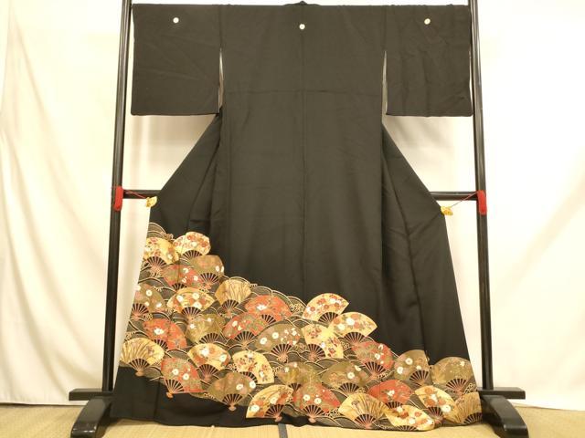 平和屋着物■豪華黒留袖 駒刺繍 枝花扇子文 金銀彩 正絹 逸品 AABH9094fw