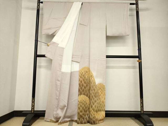平和屋着物●豪華色留袖 遠山樹林文 暈し染め 金彩 正絹 逸品 AABH9580ck