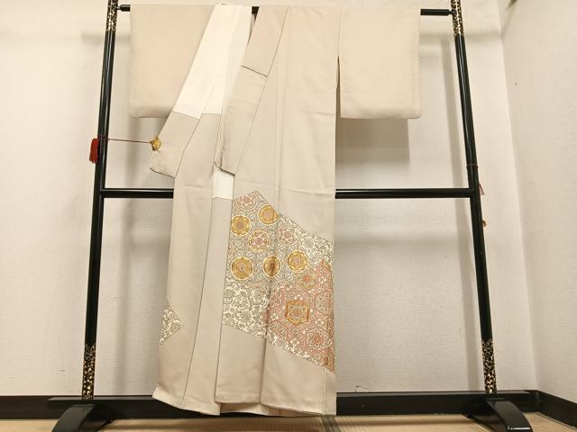 平和屋着物●豪華色留袖 駒刺繍 更紗唐草文 金彩 正絹 逸品 AABH9660ph