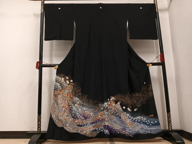 平和屋着物●豪華黒留袖 作家物 辻が花 駒刺繍 糸巻花文 暈し染め 金彩 正絹 逸品 AABH9744ph