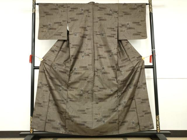 平和屋着物●本場大島紬 泥染め カタス7マルキ エ霞枝花文 正絹 逸品 AABI0101cs