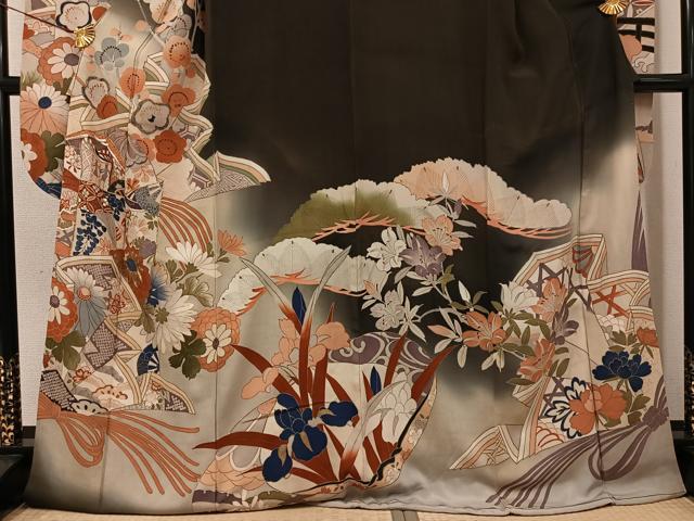 平和屋本店●アンティーク 大正ロマン 振袖 駒刺繍 草花文 黒地 正絹 逸品 AABI0461ph