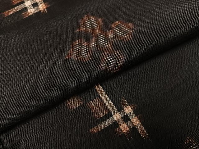 平和屋着物●国指定重要無形文化財 本場久米島紬 手織 正絹 逸品 AABI0479ph