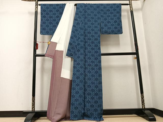 平和屋着物●阿波藍染 阿波友禅 徳島県無形文化財保持者 香川卓美 小紋 藍 草花文 正絹 逸品 未使用 AABI0561ph
