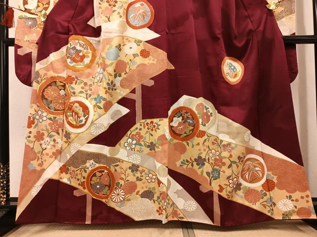 平和屋着物●豪華振袖 駒刺繍 花蝶丸文 金彩 正絹 逸品 AABI0589ph