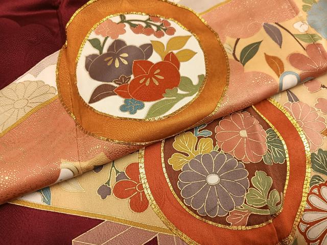 平和屋着物●豪華振袖 駒刺繍 花蝶丸文 金彩 正絹 逸品 AABI0589ph