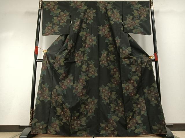 平和屋着物●本場大島紬 草花文 黒地 正絹 逸品 AABI1249fy