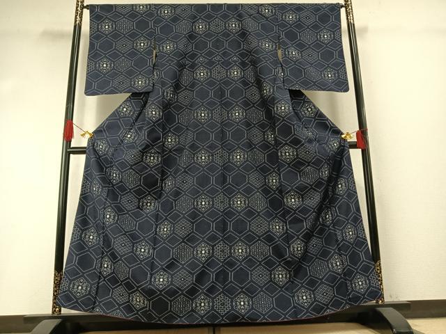 平和屋着物●上質な紬 亀甲文様 正絹 逸品 AABI1307fy