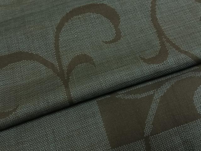 平和屋着物●本場大島紬 カタス9マルキ 唐草文 正絹 逸品 AABI1355fy