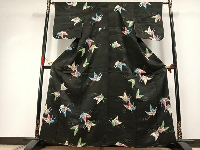 平和屋着物●上質な小紋 舞蝶文 黒地 金彩 正絹 逸品 AABI1632fy