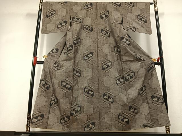 平和屋着物●本場大島紬 カタス9マルキ 有栖川亀甲重ね文様 正絹 逸品 AABI1656fy