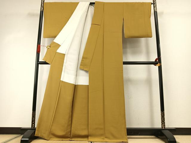 平和屋着物●上質な色無地 芥子色 正絹 逸品 AABI1664fy