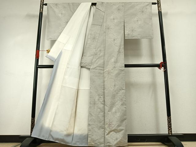 平和屋着物●本場大島紬 白大島 手織 吉祥花文 大野織物株式会社謹製 証紙付き 正絹 逸品 未使用 AABI1698fy