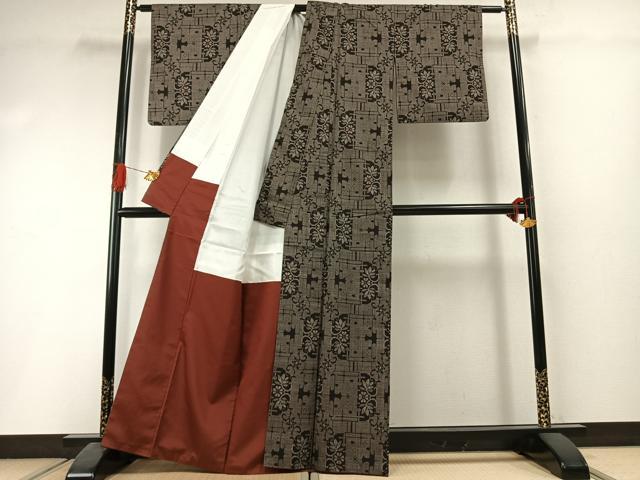 平和屋着物●本場大島紬 一元7マルキ 花唐草文 正絹 逸品 AABI1783fy