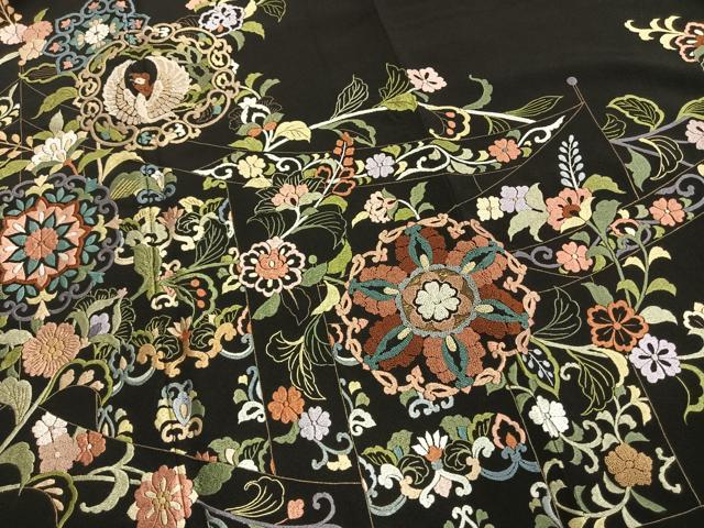 平和屋着物●豪華黒留袖 作家物 総刺繍 蘇州刺繍 花鳥文 金糸 さが美扱い 正絹 逸品 AABI1819fy