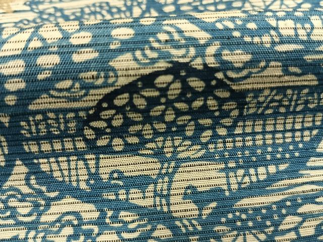 平和屋着物●上質な紬 本藍 型染め 花鳥風景文 正絹 逸品 AABI1821fy
