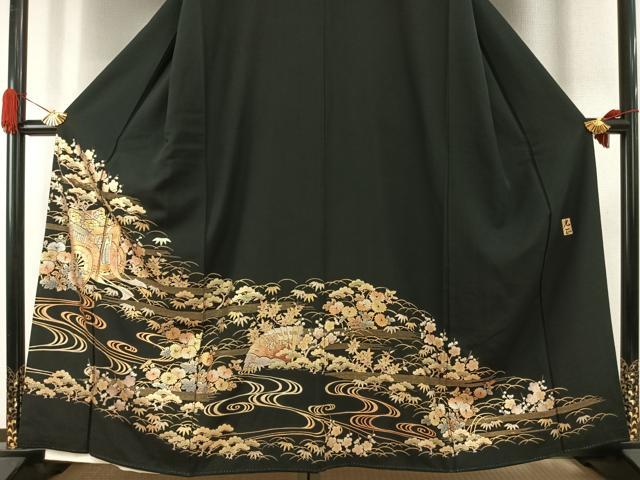 平和屋着物●金彩友禅 卓越技能者・名工・和田光正 黒留袖 松竹梅 御所車花文 金銀彩 正絹 逸品 未使用 AABI1850fy