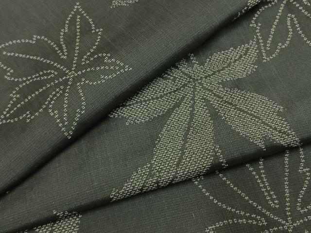 平和屋着物●上質な紬 唐草文 黒地 正絹 逸品 AABI1871fy