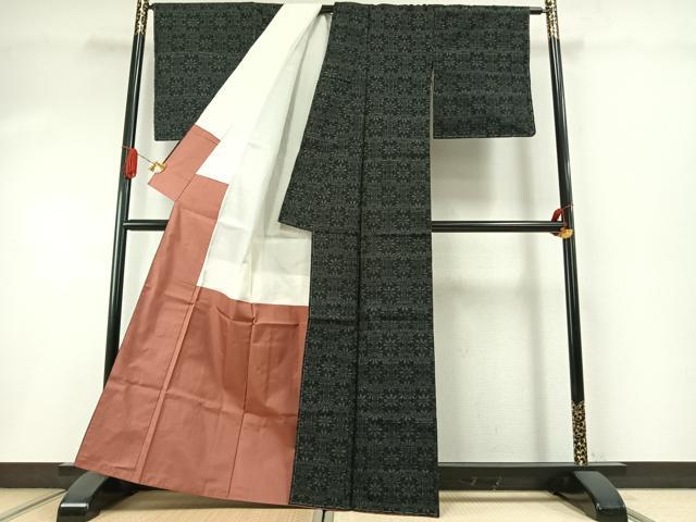 平和屋着物●本場結城紬 重要無形文化財 100亀甲 亀甲花文 正絹 逸品 未使用 AABI1880fy