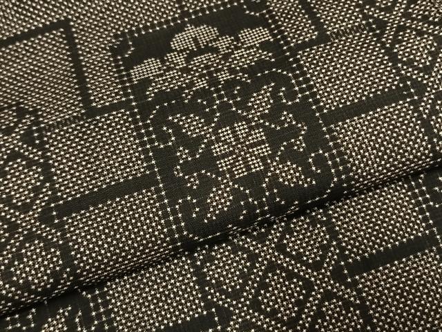 平和屋着物●本場大島紬 一元絣 色紙花文 正絹 逸品 未使用 AABI1919fy