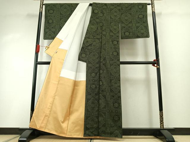 平和屋着物●本場大島紬 一元絣 幾何学花文 正絹 逸品 未使用 AABI1922fy