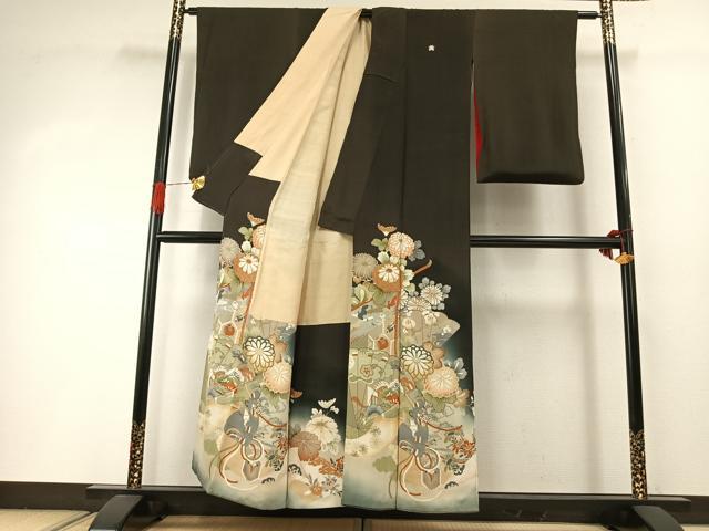 平和屋着物●アンティーク 大正ロマン 黒留袖 両褄 駒刺繍 扇面花文 暈し染め 正絹 逸品 AABI1999fy