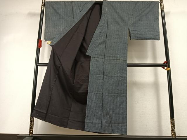 平和屋着物●男性 男柄の最高峰 西郷柄 西郷絣 本場大島紬 アンサンブル 浦上新西郷 正絹 逸品 AABI2028fy