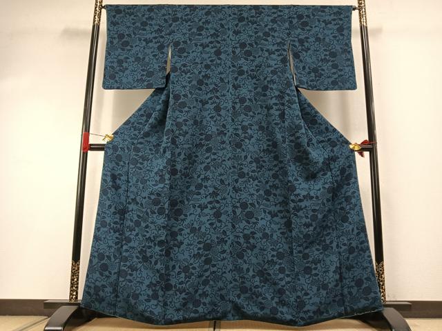 平和屋着物●上質な小紋 藍 型染め 花唐草文 鬼しぼ縮緬 高島屋扱い 正絹 逸品 AABI2041fy