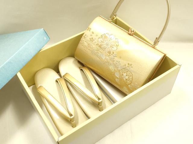 平和屋着物●和装小物 和装バッグ・草履セット ハンドバッグ エナメル 花柄 金銀彩 逸品 AABI2316ay