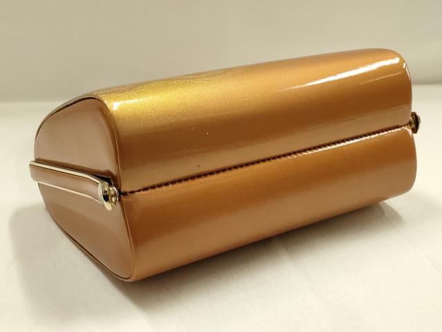 平和屋着物●和装小物 和装バッグ・草履セット ハンドバッグ 道長文様 本革製品 金彩 逸品 AABI2319ay