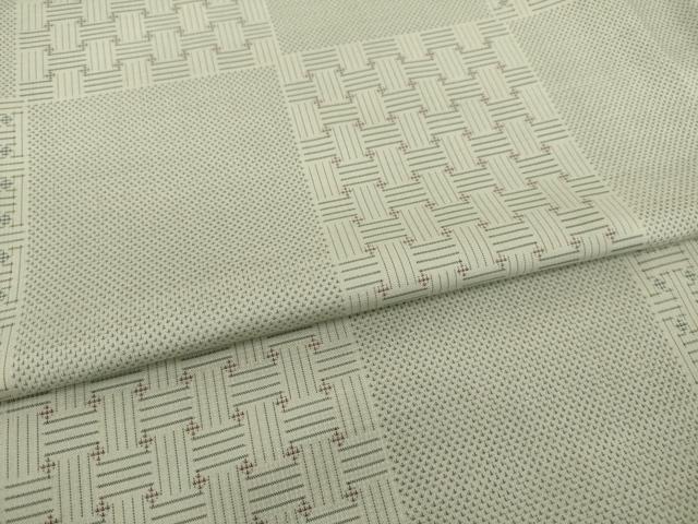 平和屋着物●本場大島紬 カタス7マルキ 市松文 秋名バラ柄 ロング丈 正絹 逸品 AABI2460ck