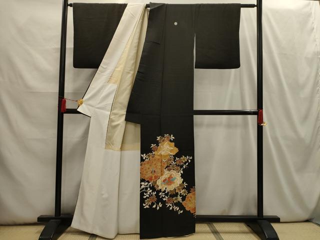 平和屋着物■豪華黒留袖 駒刺繍 手描き 孔雀花文 金彩 正絹 逸品 AABI3967sx