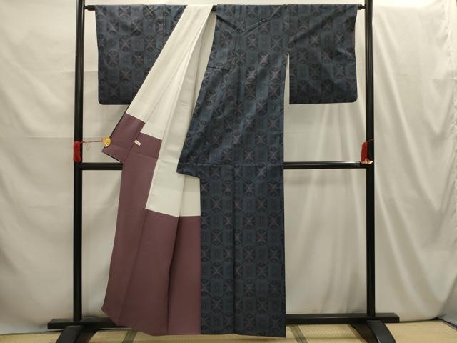 平和屋着物■本場村山大島紬 色紙花文 正絹 逸品 AABI4024sx